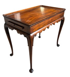 LR - Vintage Kittinger Colonial Williamsburg Queen Anne Mahogany Tea Table