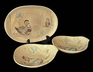 K - Vintage Bob White Platter & Serving Bowls by Red Wing