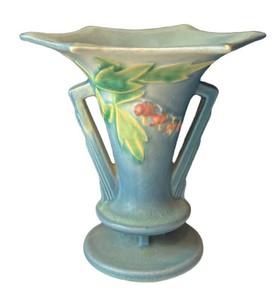 K - Vintage Roseville Bleeding Heart Double Handled Vase