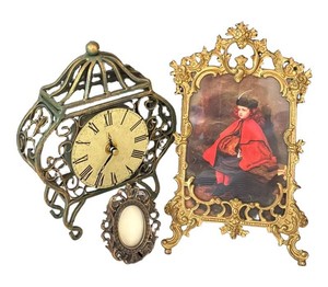 LR - Ornate Clock with 2 Frames