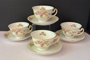 DR - Vintage Meito China Floral Teacups with Saucers (Lot of 4)