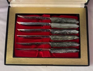 LR - Vintage Steak Knives by Peeredge Lot of 6