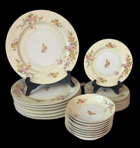 LR - Vintage China by Meito