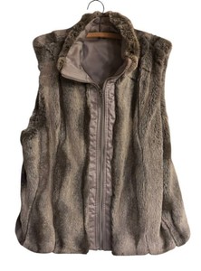 LLR - Faux Fur Reversible Vest
