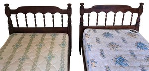UL-BR2 - Vintage Twin Bed Frames Dark Wood (Lot of 2)