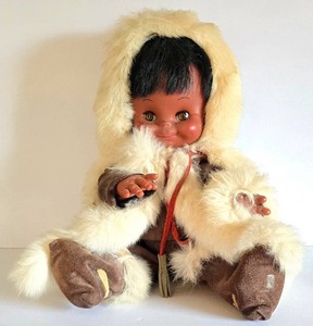 UL-BR3 - Vintage Eskimo Doll 14.5 in Standing