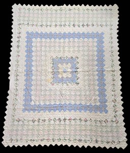 UL-BR3 - Vintage Quilt 62 X 79 in Stained