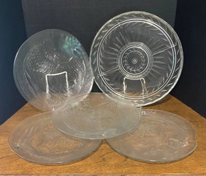 MB - Four Verde Pinho Glass Platters with Additional Platter