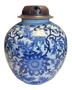 LR - Blue & White Chinese Ginger Jar with Wooden Top