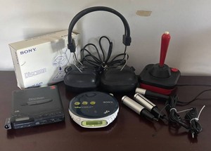 BR1 - Vintage Electronics including Sony Discman, CD Walkman, Microphones, Headphones and More