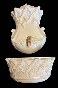 LR - Vintage Wall-Mount Lavabo Fountain & Basin by Inarco