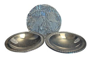 DR - Leeber Trivet with Two Silver Plated Dishes