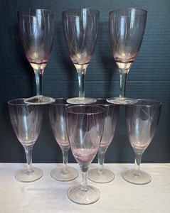 DR - Set of 8 Vintage Lavender Tinted Wine Glasses
