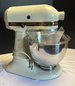 DR - Vintage KitchenAid Hobart Stand Mixer with Stainless Bowl & Attachments