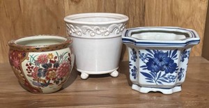 LL - Trio of Pretty Planter Pots