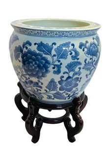 LR - Blue and White Porcelain Planter Chinese Porcelain Arts Products