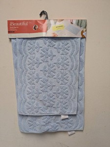 NEW BEAUTIFUL BATH RUG SET BLUE