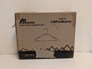 LIFEMASTER PLASTIC HANGERS BLACK 30PK