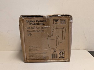 NEW BETTER HOMES & GARDENS RND RUSH BASKET NATURAL & BLACK