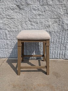 COUNTERTOP FABRIC STOOL CREAM