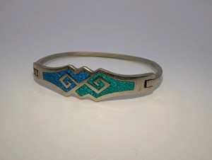 Vintage Taxco Sterling Silver 925 Mexico hinged bangle, Crushed Turquoise- 7, 15.4grams