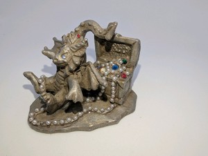 1994 Sunglo pewter figurine Rich-Rich-Rich