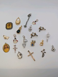 Vintage Necklace Pendant Lot #1