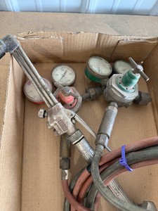 Welding Cutting Torch, Gas Regulators & Hoses
