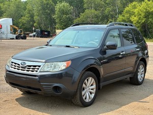 2013 SUBARU FORESTER 2.5X PREMIUM 138k Miles  2 Owners  All Wheel Drive (NO RESERVE)
