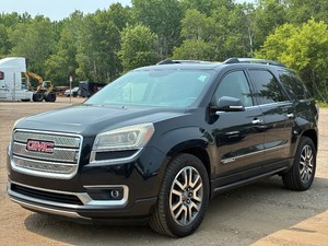 2013 GMC ACADIA DENALI All Wheel Drive  No Accidents (NO RESERVE)