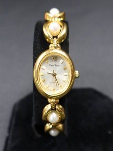 Vintage Gem Time Quartz Bracelet Watch
