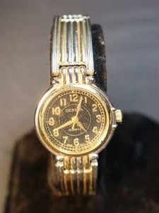 Vintage Geneva Quartz Analog Wristwatch with Expansion Bracelet