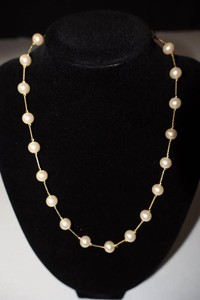 Vintage Pearl-Style Bead Fashion Necklace