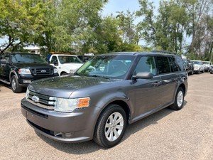 2010 FORD FLEX SE 4X4  No Accidents  3rd Row Seating (NO RESERVE)