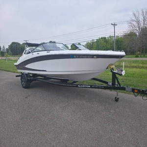 2023 Glastron GX 210 Runabout