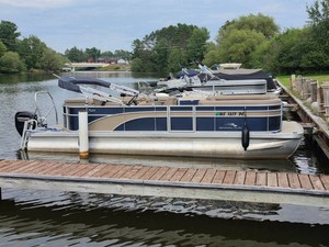2023 Bennington 23 SL Pontoon