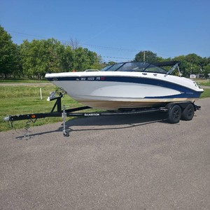 2023 Glastron GX 215 Runabout
