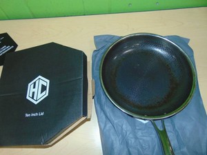Hexclad Hybrid Nonstick 10 Inch Fry Pan with Tempered Glass Lid
