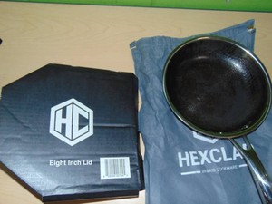 Hexclad Hybrid Nonstick 8 Inch Fry Pan with Tempered Glass Lid