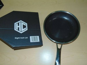 Hexclad Hybrid Nonstick 8 Inch Fry Pan with Tempered Glass Lid