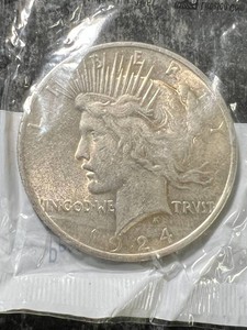 1924 US PEACE SILVER DOLLAR