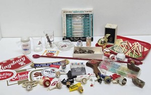 Nice Lot of Vintage Beer, Liquor &amp Bar Advertising Items