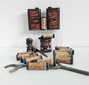 Old Vintage Aviation Parts Oil Cans etc