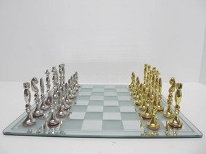 Very Nice Complete (Gold &amp Silver) Metal Chess Set&nbsp