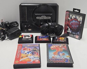 SEGA GENESIS Video Game System wCords Controller &amp Games