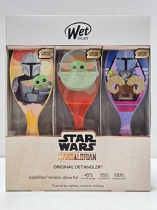 Brand New Set of Wet Brush STAR WARS Detangler Brushes