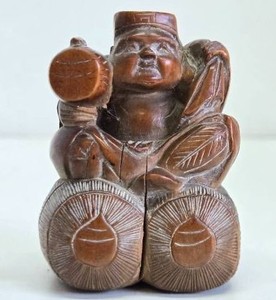 antique Carved Wood Japanese Netsuke Figure