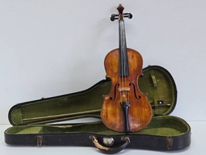 Antique Stradivarius Model Violin wCase &amp Bow #1