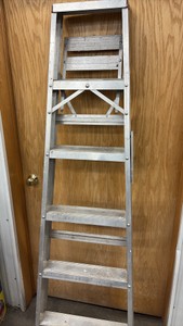 6 Foot Aluminum Step Ladder