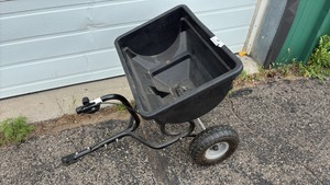 Pull Behind Fertilizer Spreader
